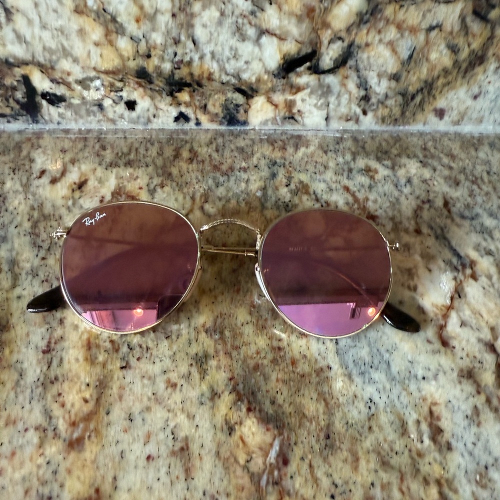 Like new ray bans